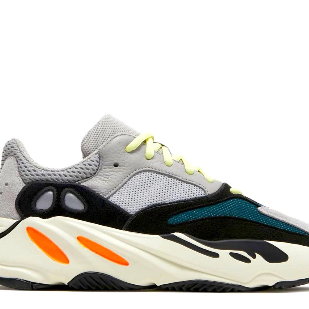 Yeezy Boost 700 size 10